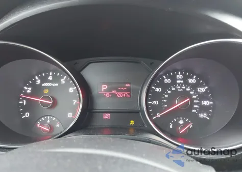 2016 Kia Sedona Lx из США, поврежденный, VIN KNDMB5C12G6087307